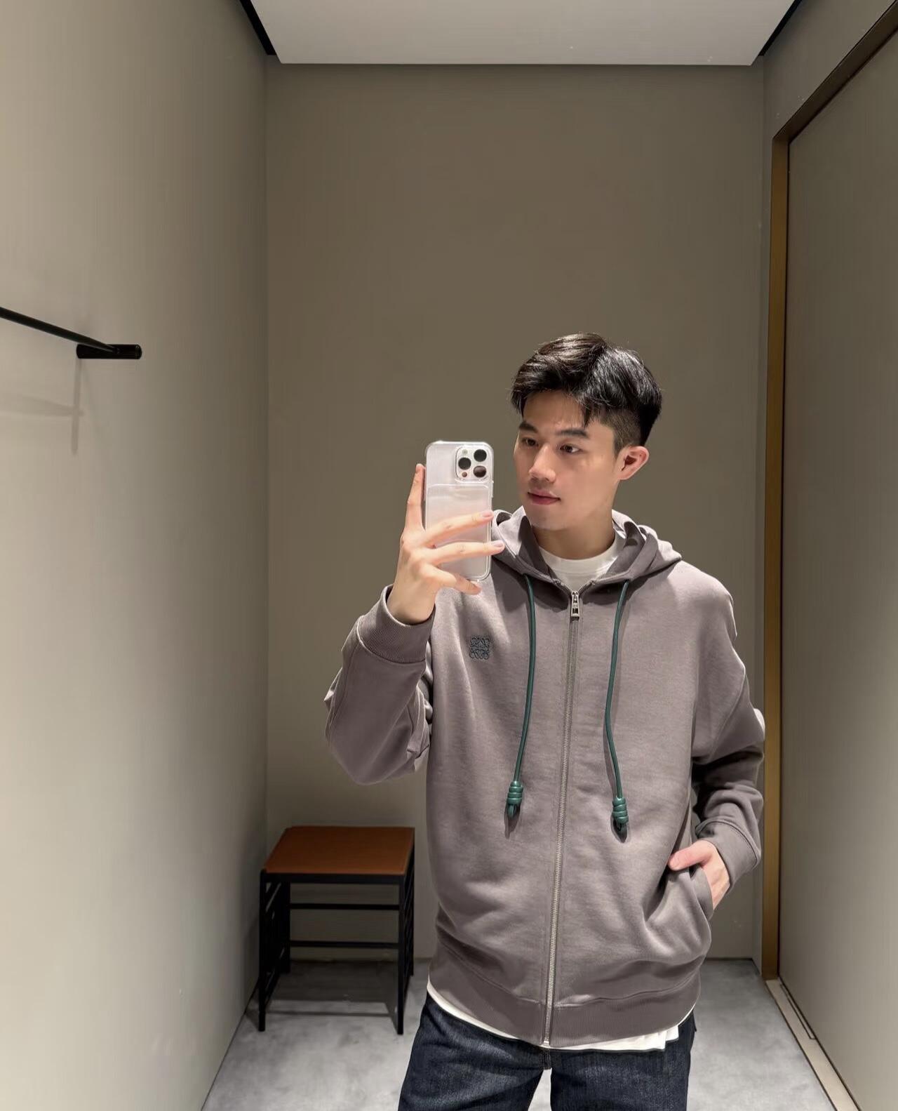 BVG / 로에베 후드 코트