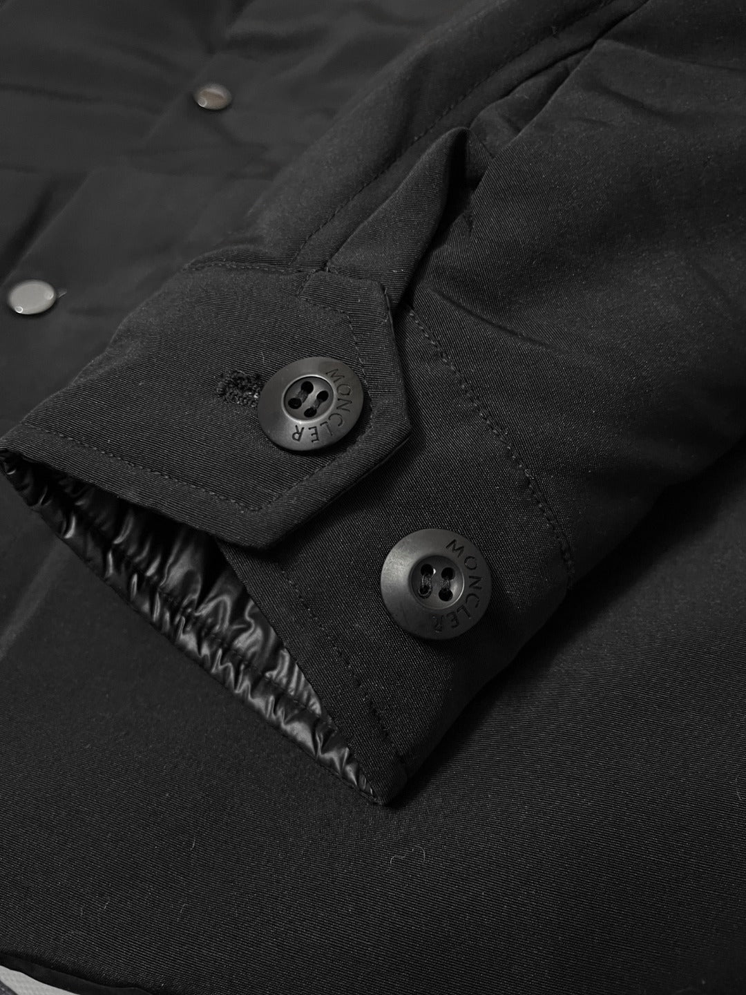 BVG / MC 양면 패딩