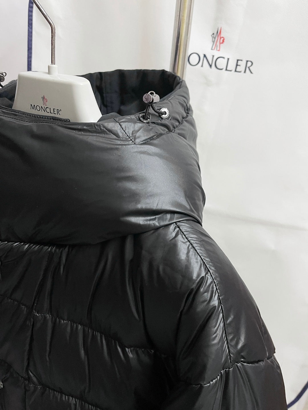 BVG / MC 양면 패딩