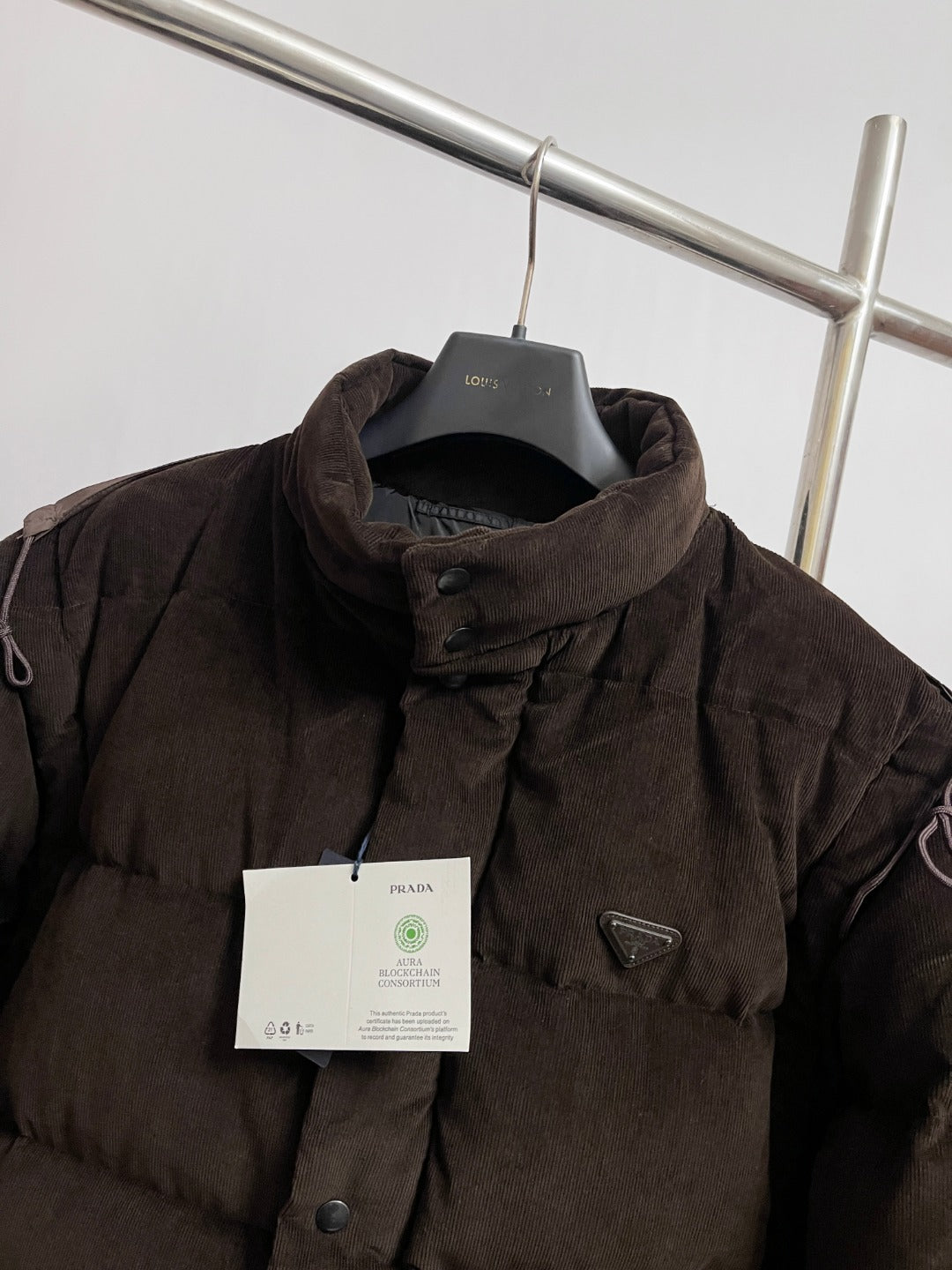 BVG / 프라다 패딩