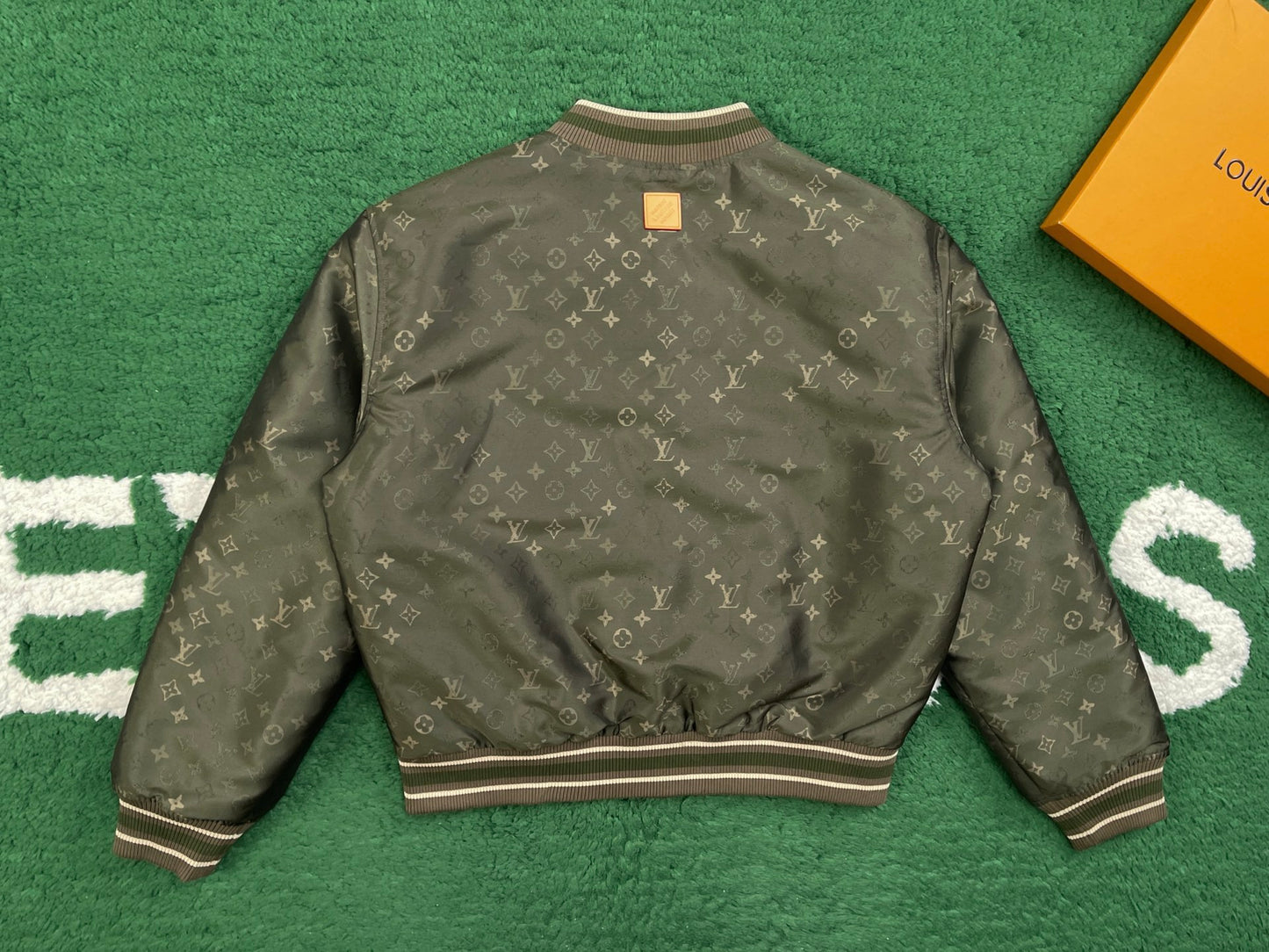 BVG / MC 재킷 코트