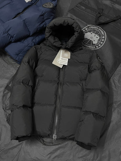 BVG / 캐나다구스 패딩