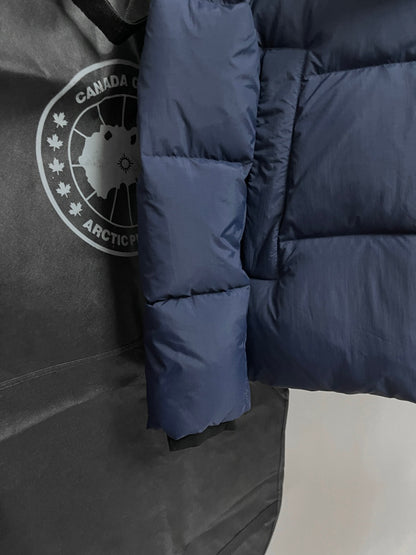 BVG / 캐나다구스 패딩
