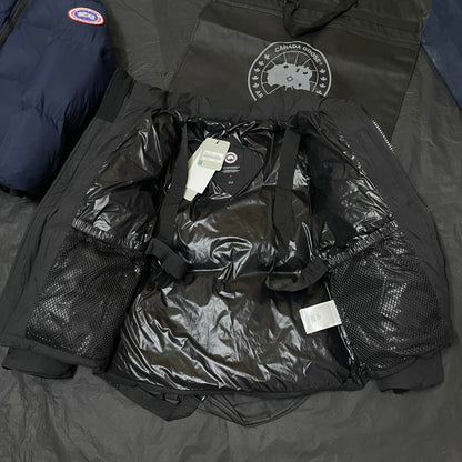 BVG / 캐나다구스 패딩