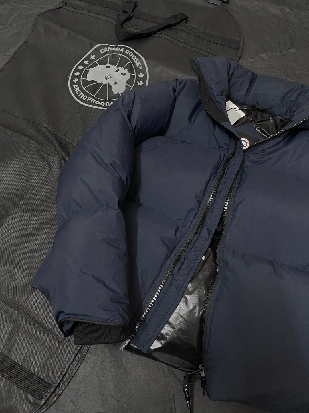 BVG / 캐나다구스 패딩