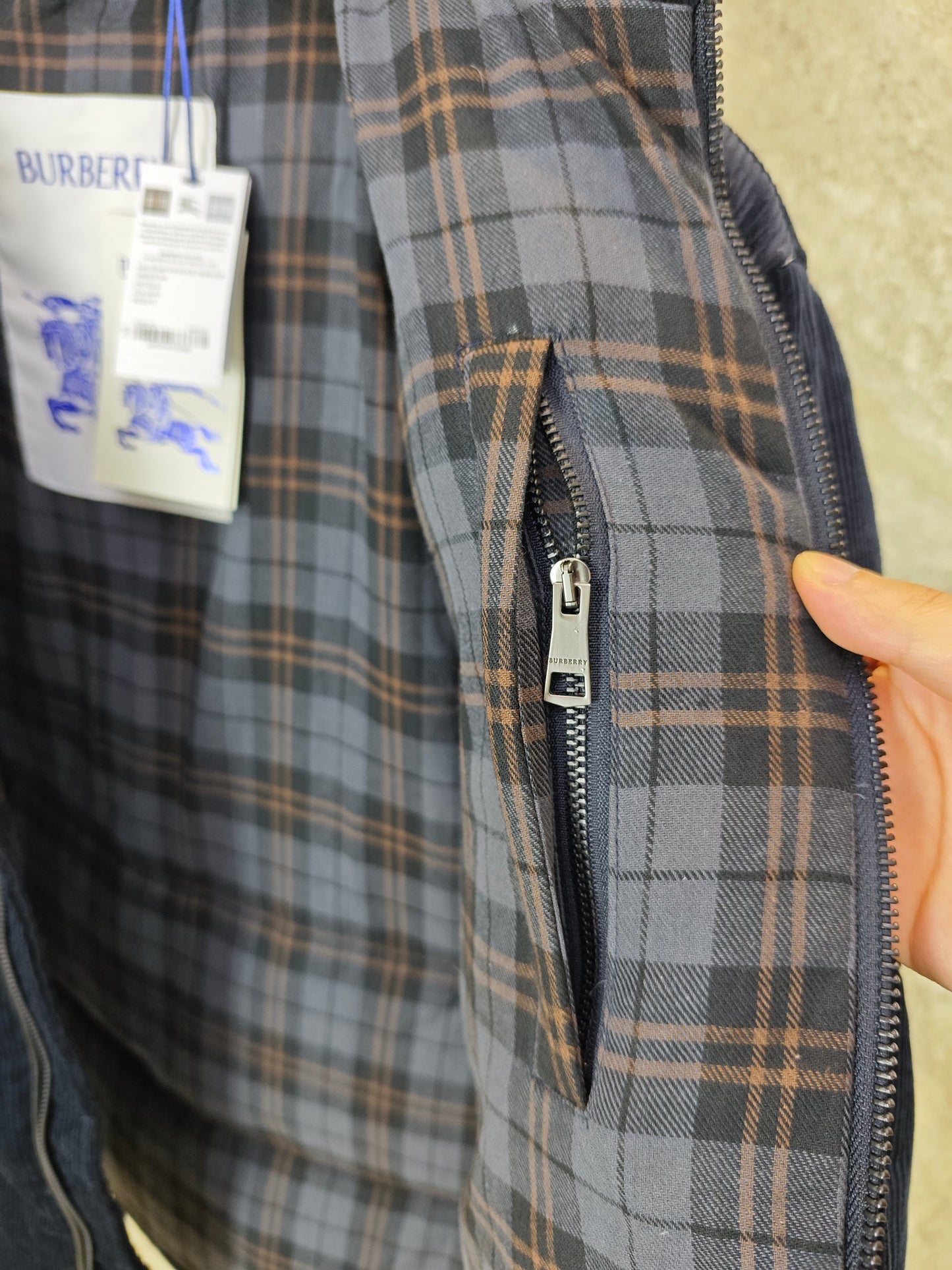 GTR / 버버리 패딩