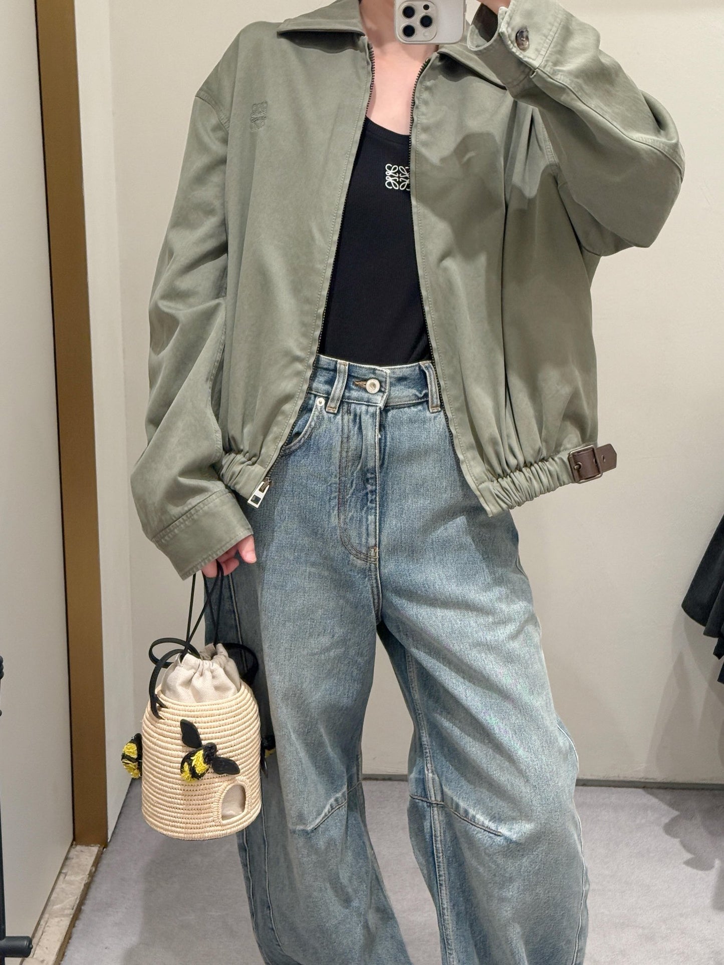 BVG / 로에베 코트