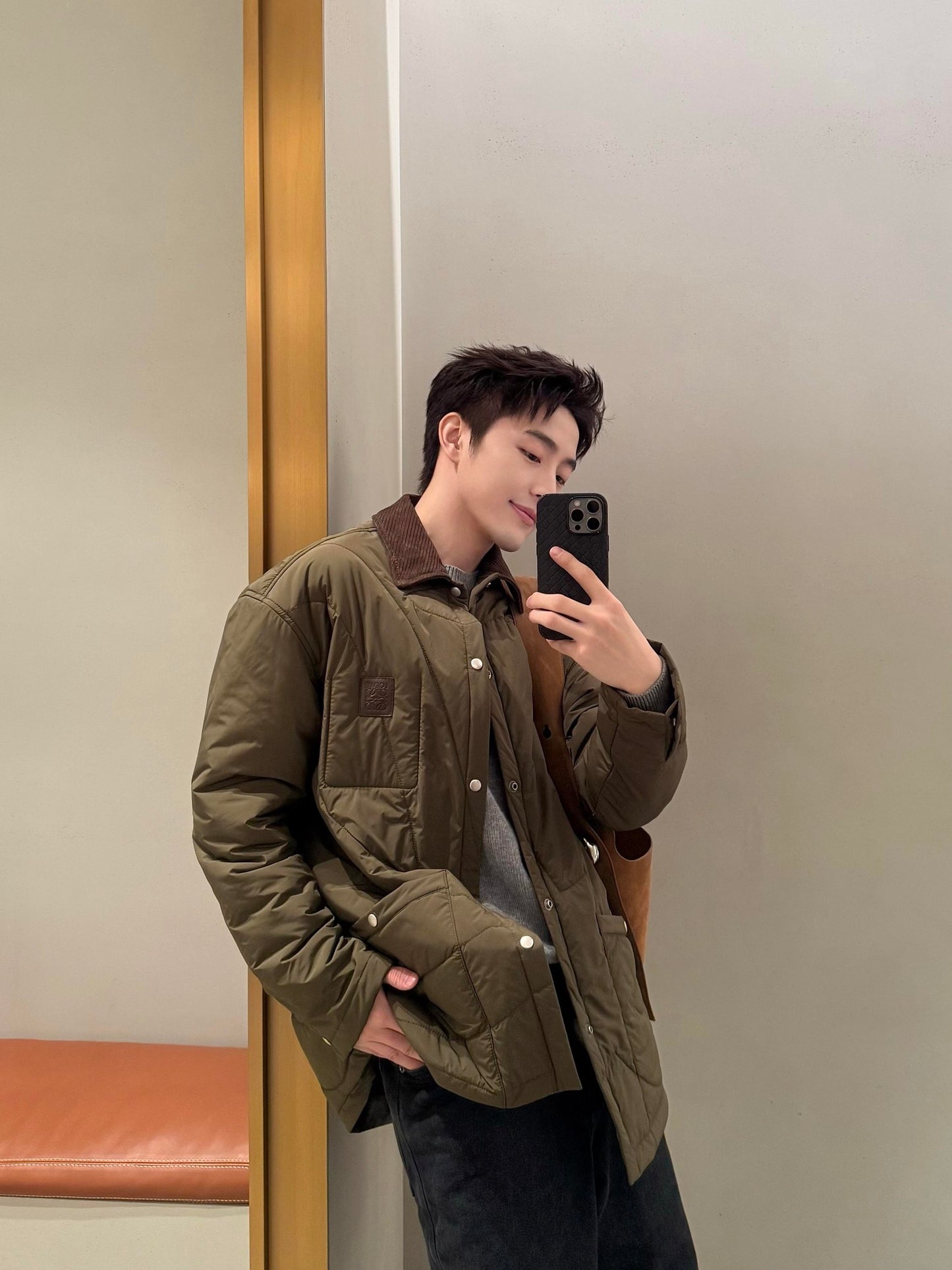 BVG / 로에베 코트