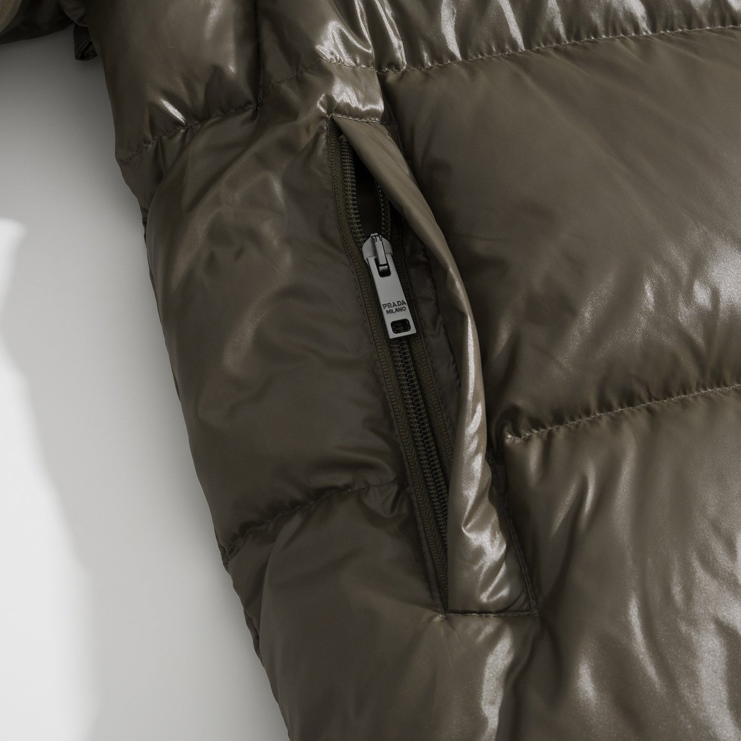 BVG / 프라다 패딩