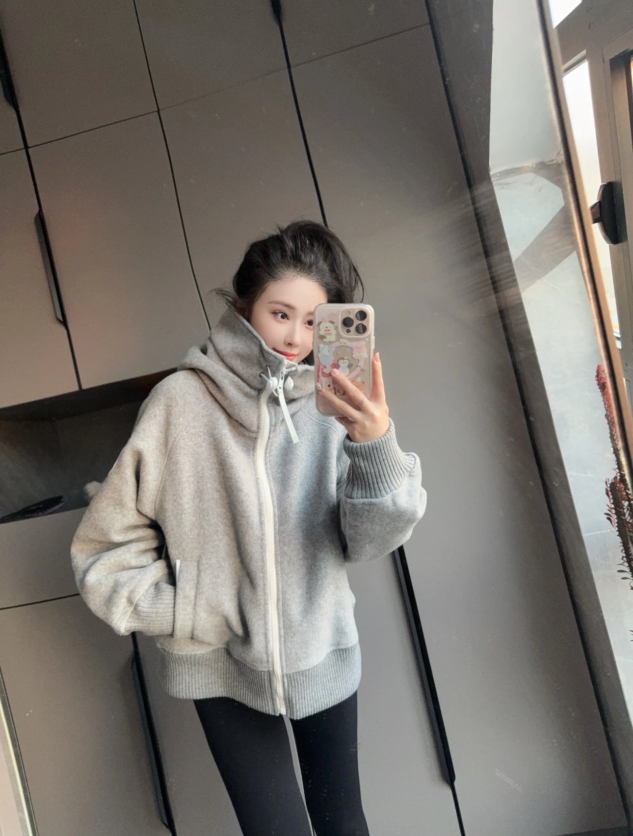 GTR / 발렌시아가 후드 코트