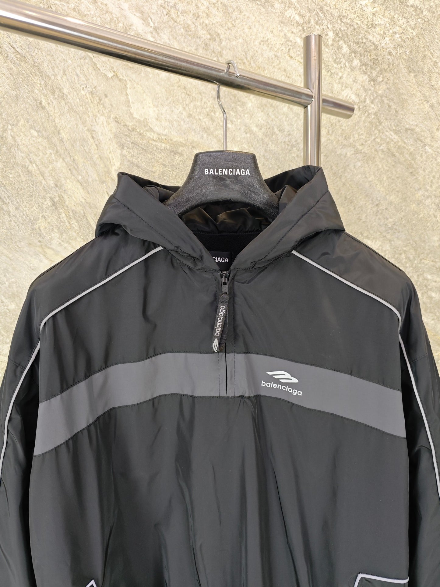 GTR / 발렌시아가 돌격복