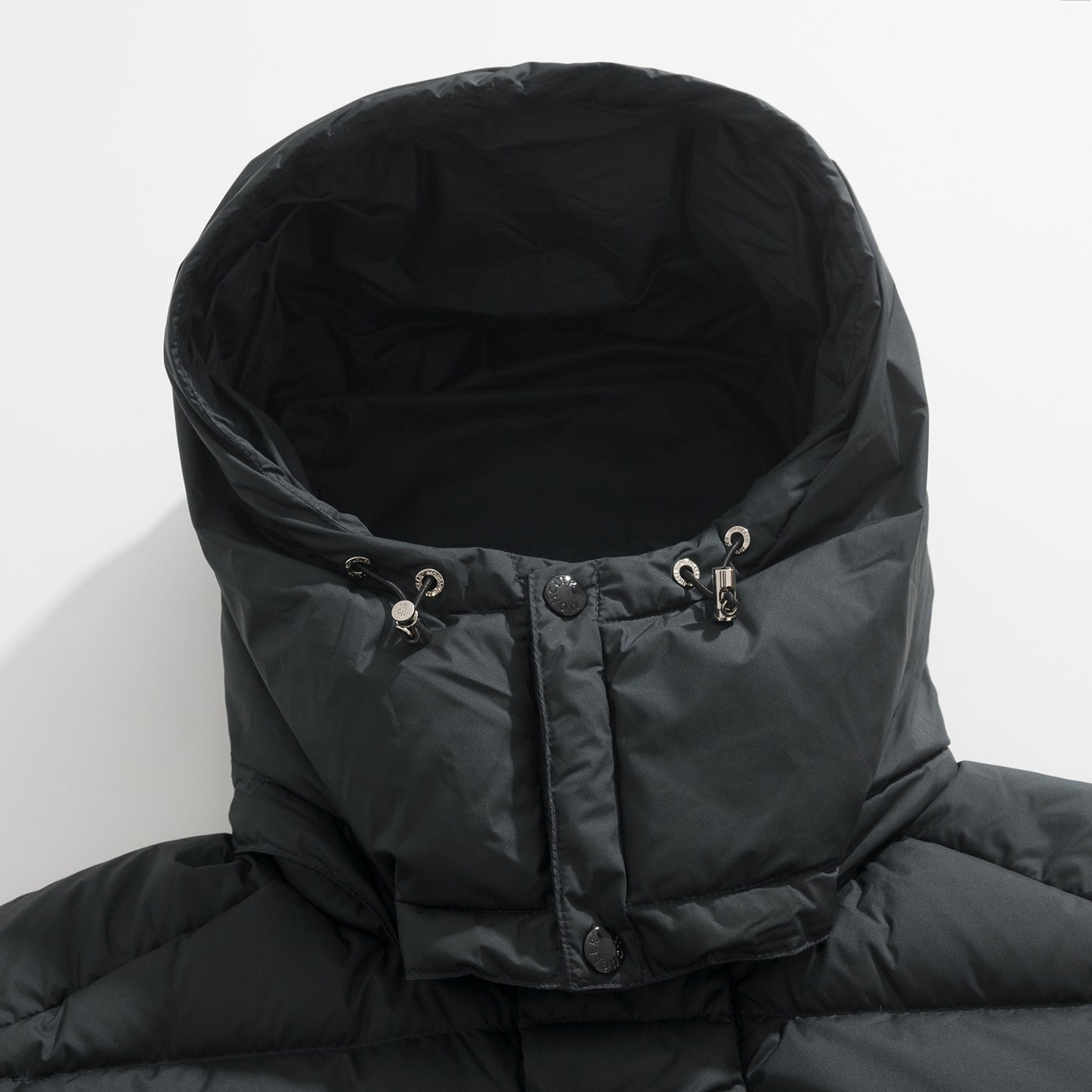 BVG / 캐나다구스 패딩