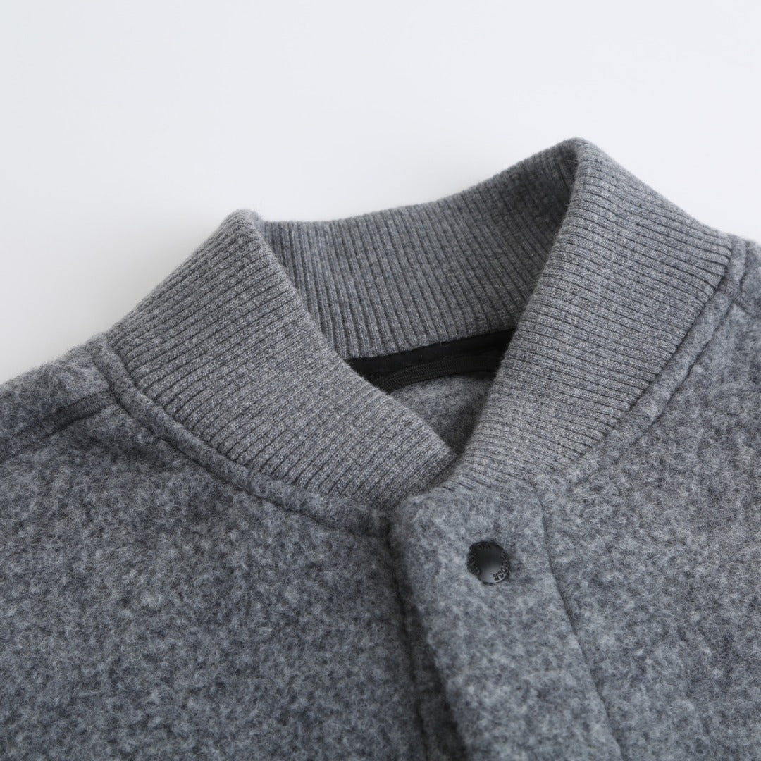 GTR / 발렌시아가 단추판 외투