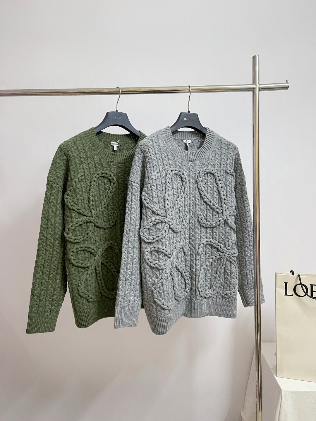 BVG / 로에베 니트 스웨터