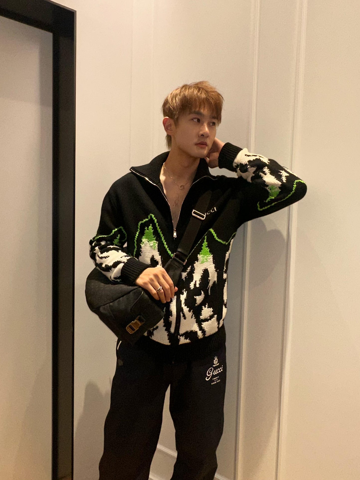 BVG / 구찌 니트 코트