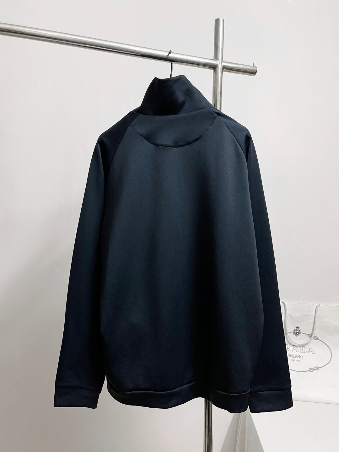 BVG / 프라다 코트