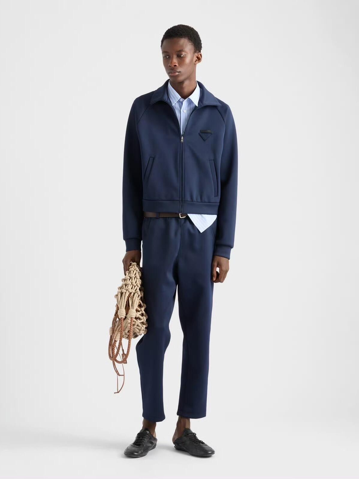 BVG / 프라다 코트