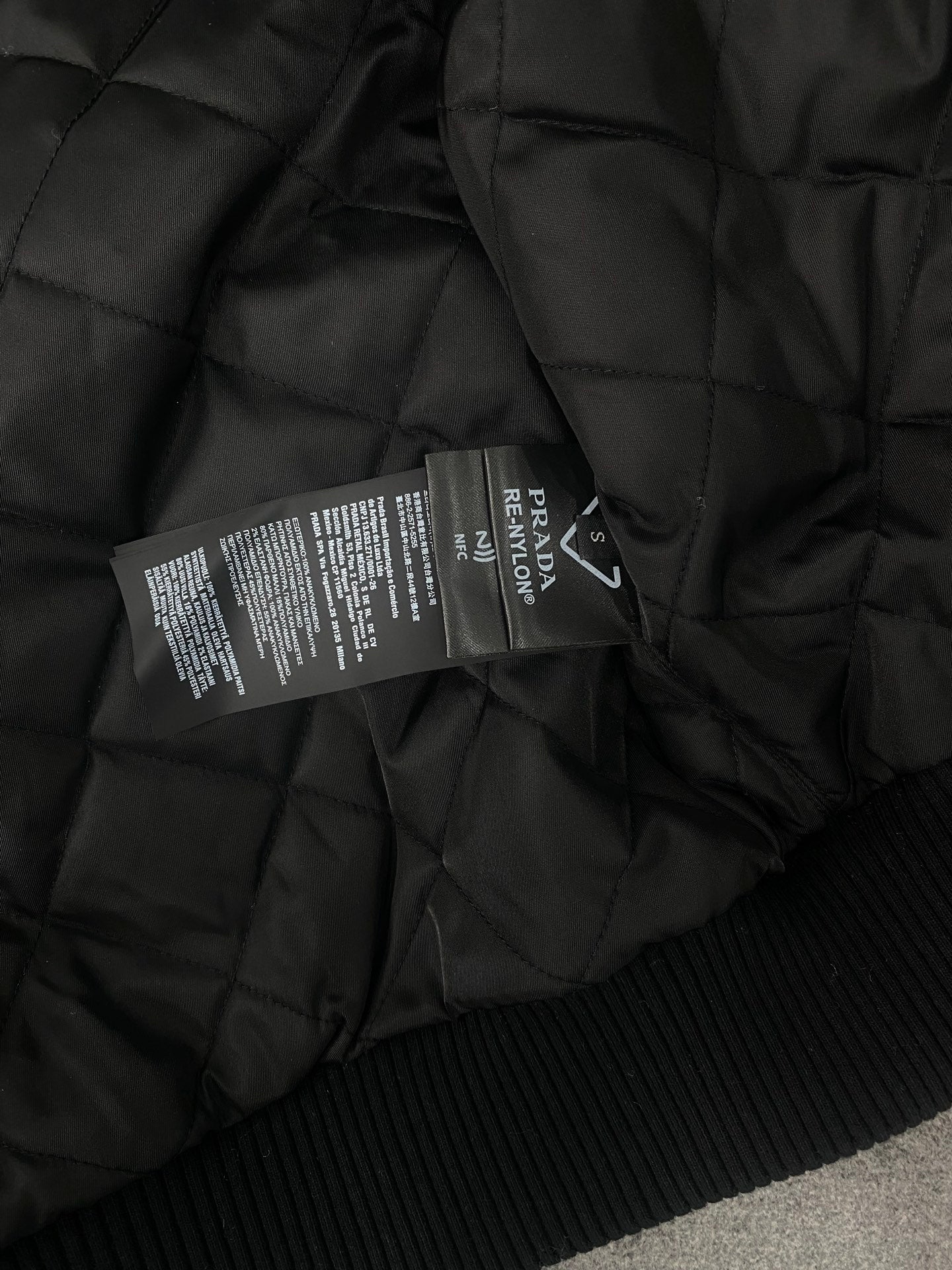 TJ셀러 / 프라다 파일럿 재킷