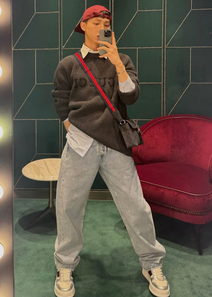 TJ셀러 / 구찌 알파벳 무늬 스웨터