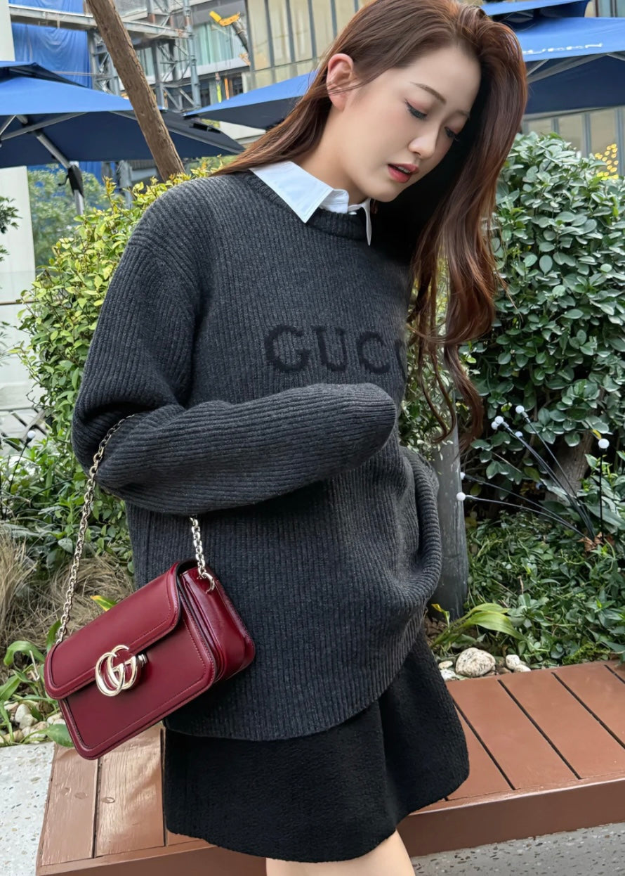 TJ셀러 / 구찌 알파벳 무늬 스웨터