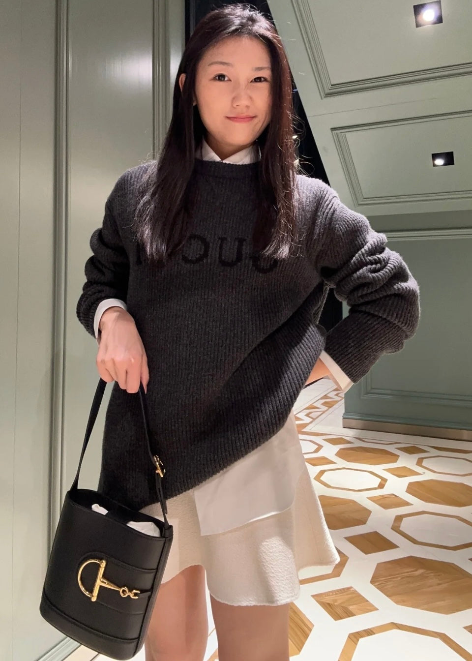 TJ셀러 / 구찌 알파벳 무늬 스웨터