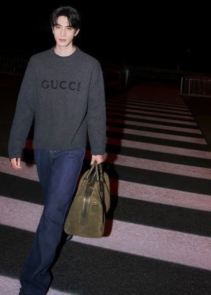 TJ셀러 / 구찌 알파벳 무늬 스웨터