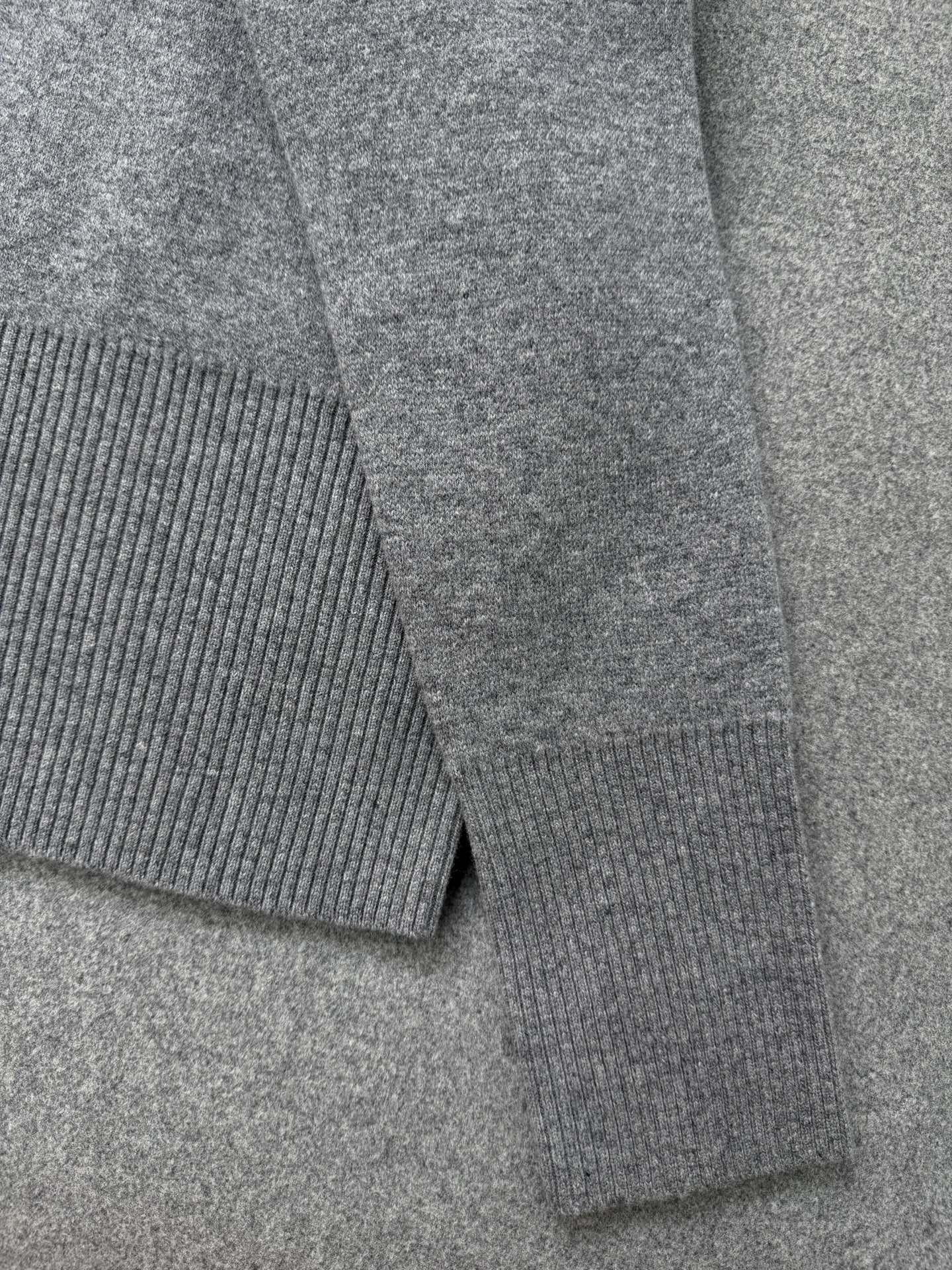 TJ셀러 / 디올 양면 캐시미어 카디건