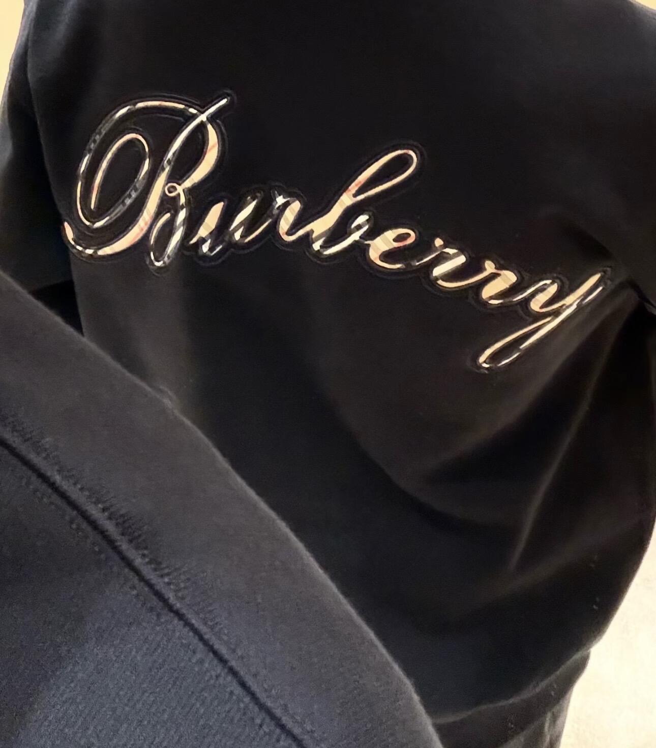 BVG / 버버리 후드티