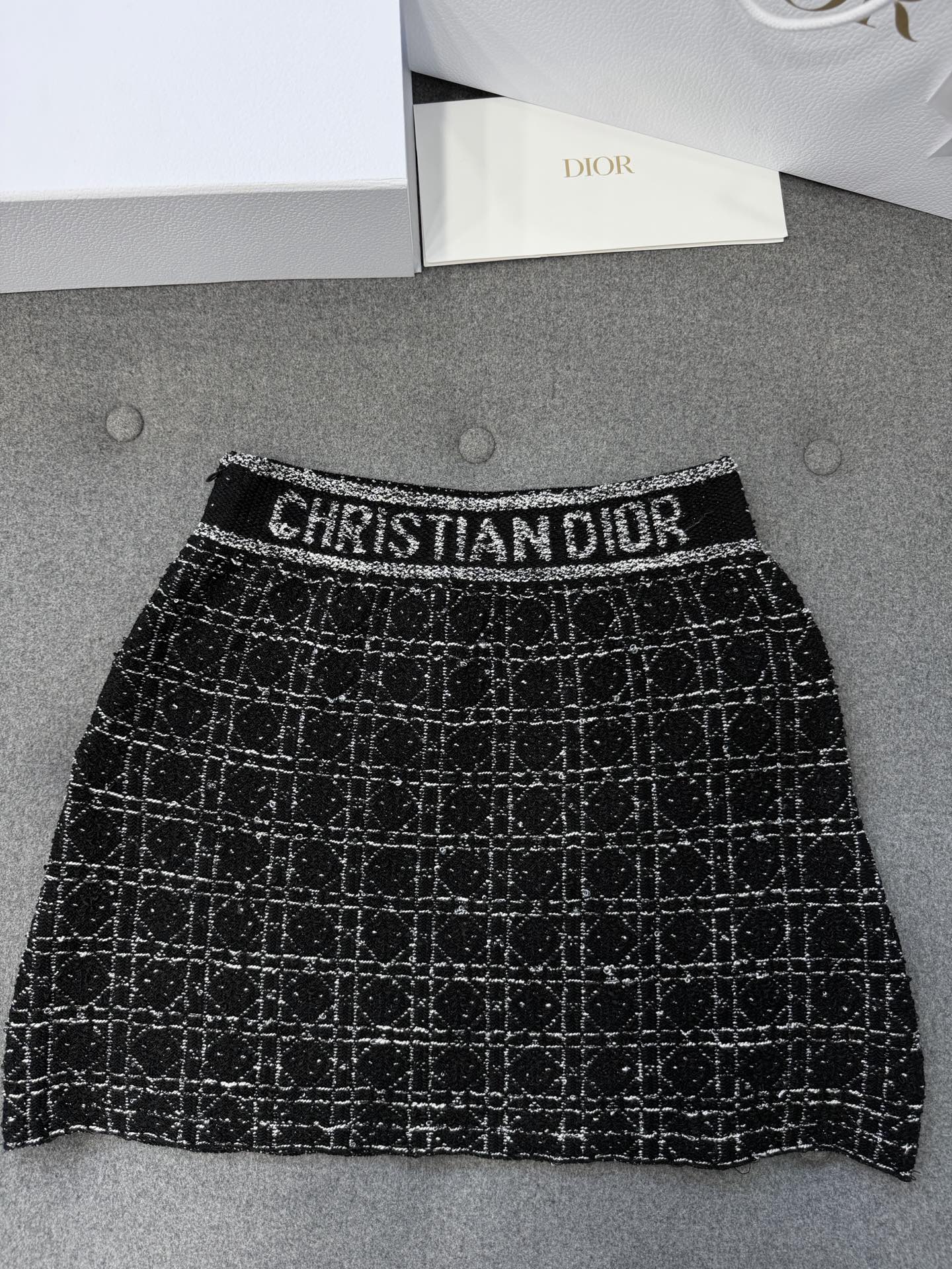 TJ셀러 / 디올 체크 스커