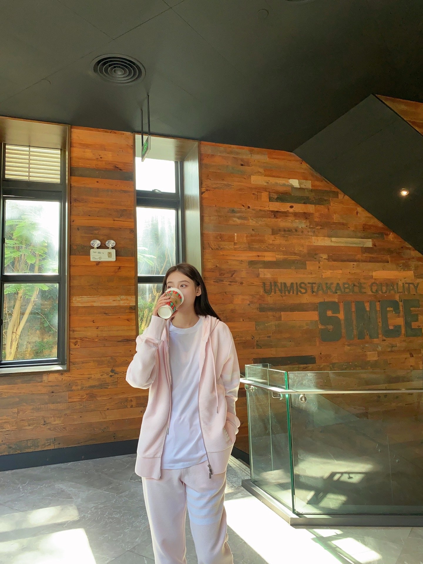 TJ셀러 / 톰브라운 스포츠 캐주얼 코트