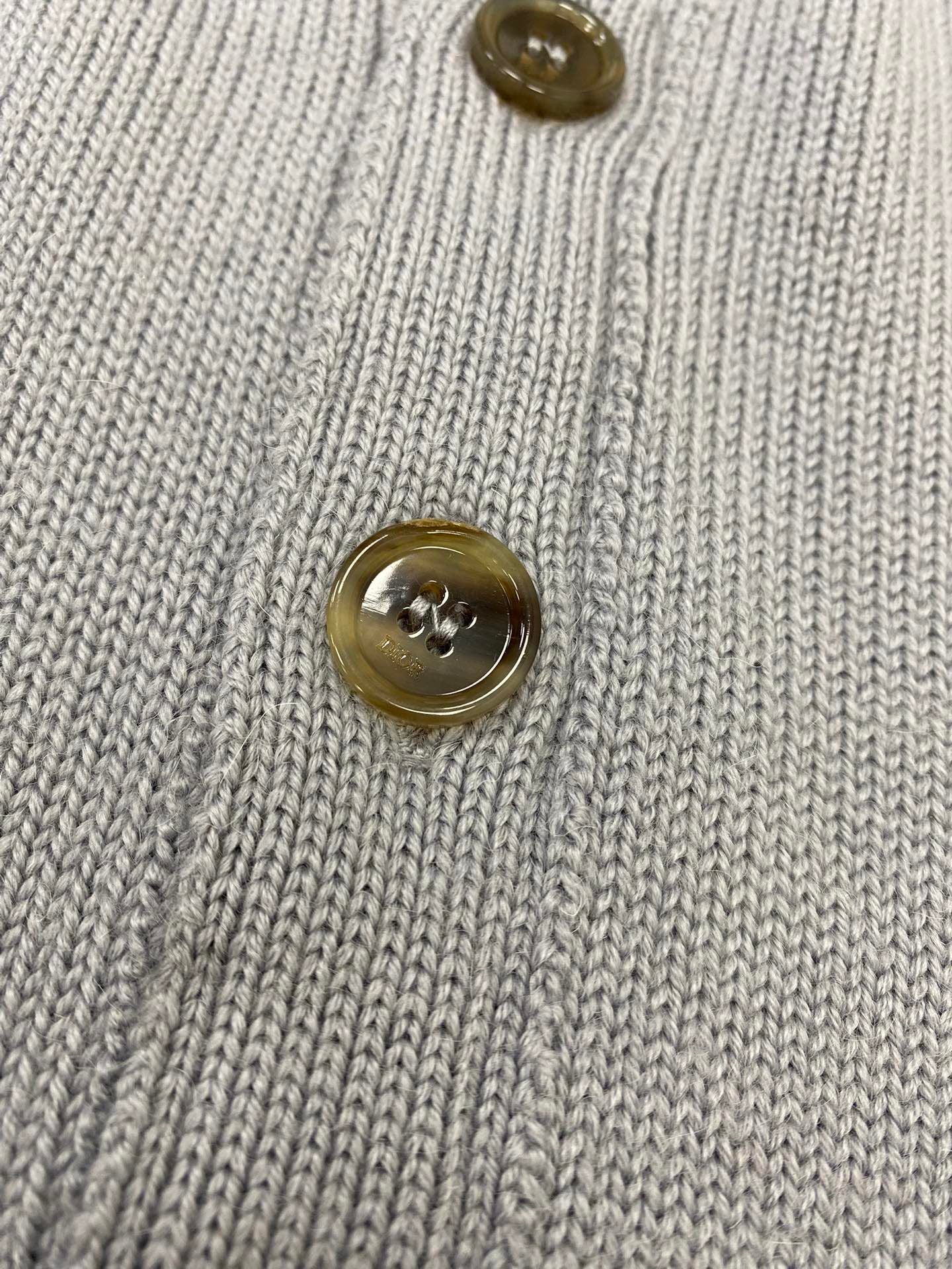 TJ셀러 / 디올 혼방 가디건