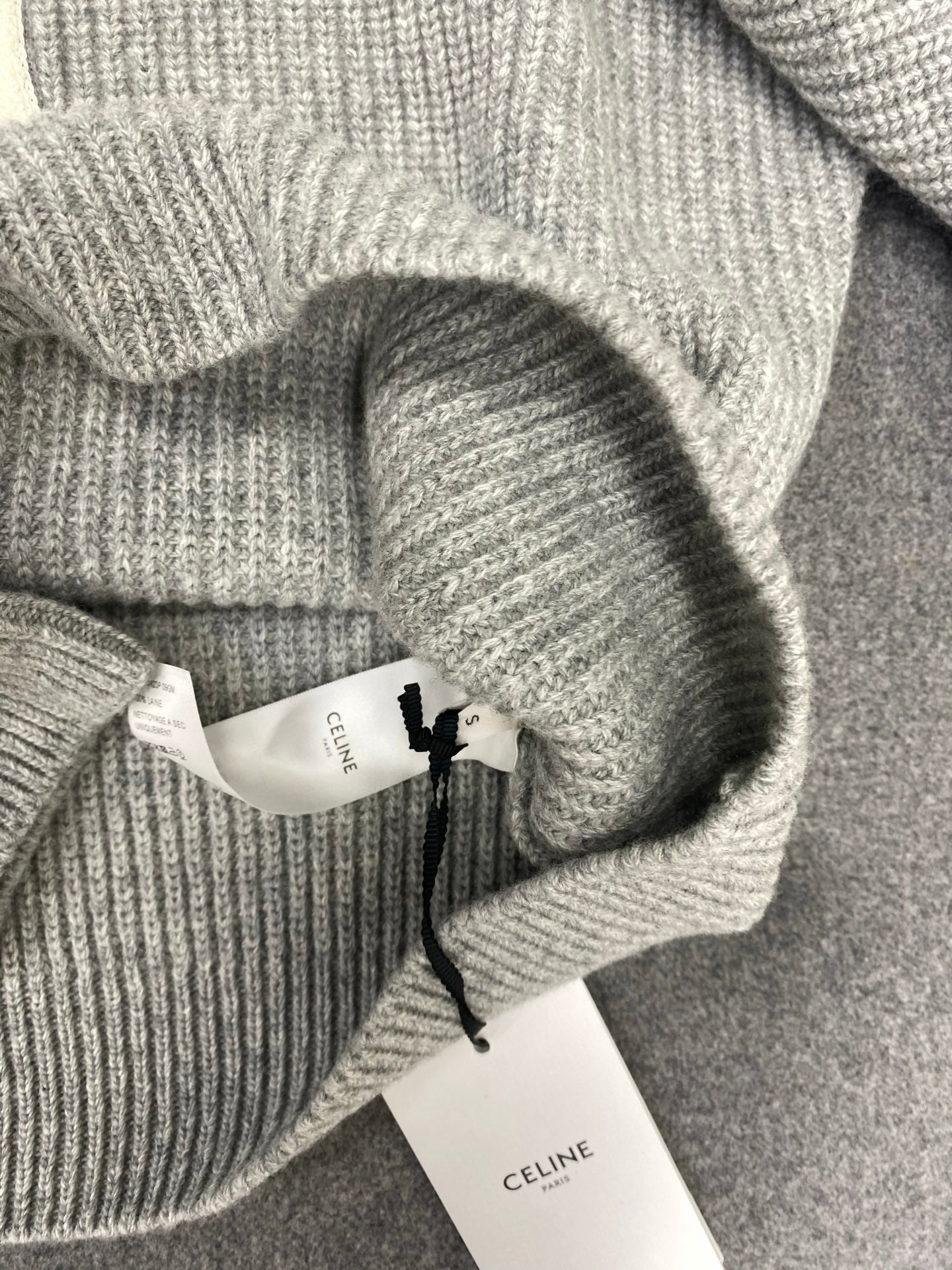 TJ셀러 / 셀린느 울 커버 니트