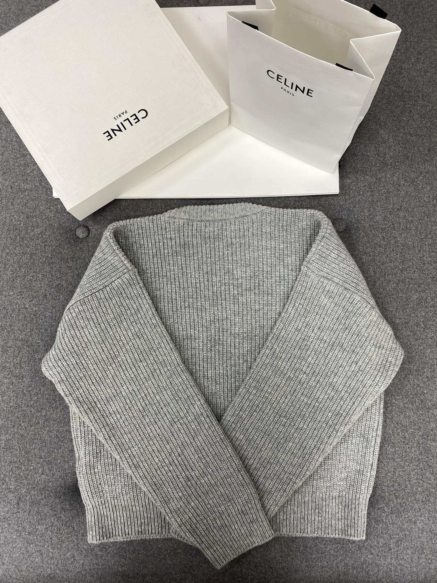 TJ셀러 / 셀린느 울 커버 니트