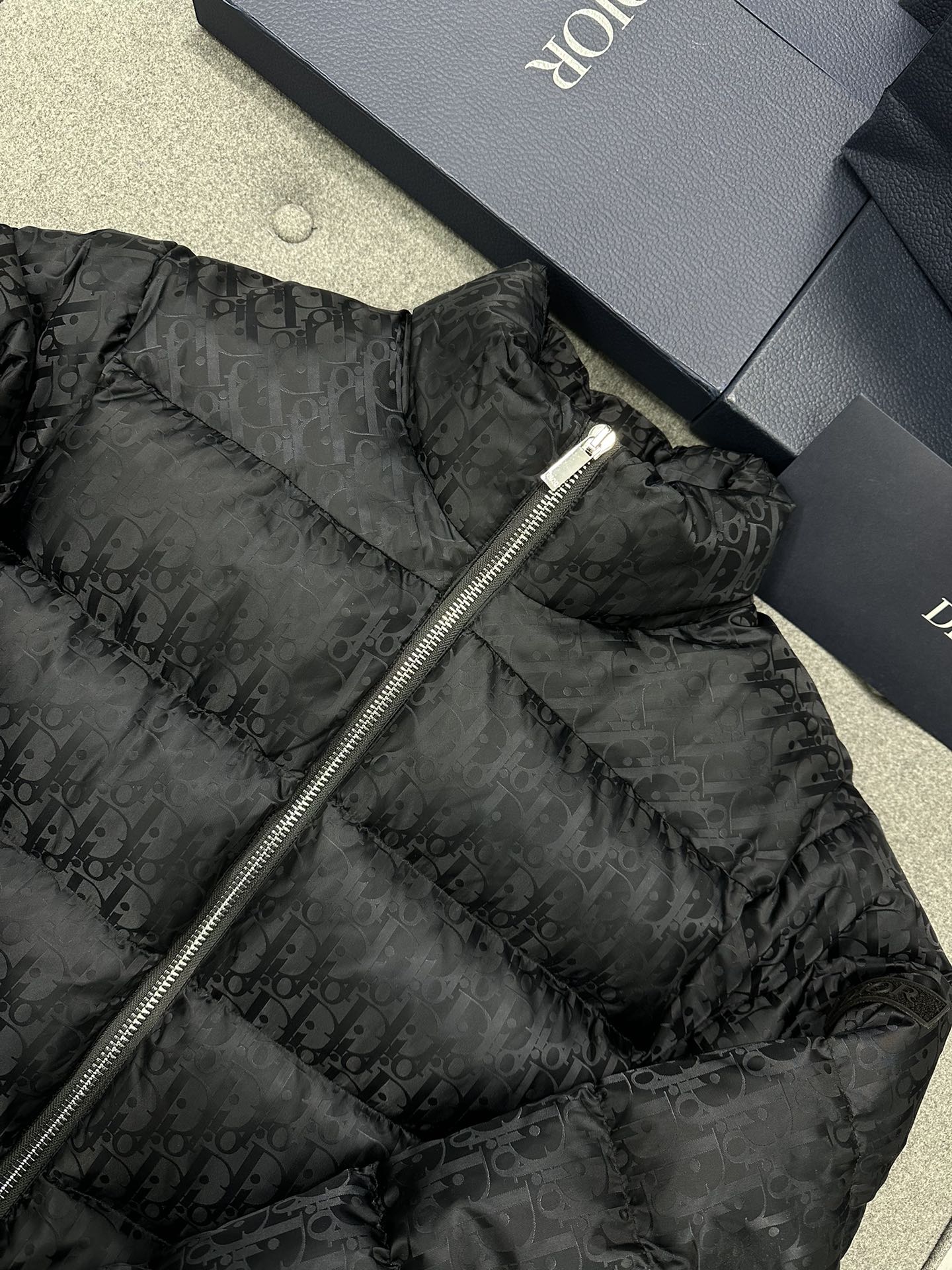 TJ셀러 / 디올 패딩