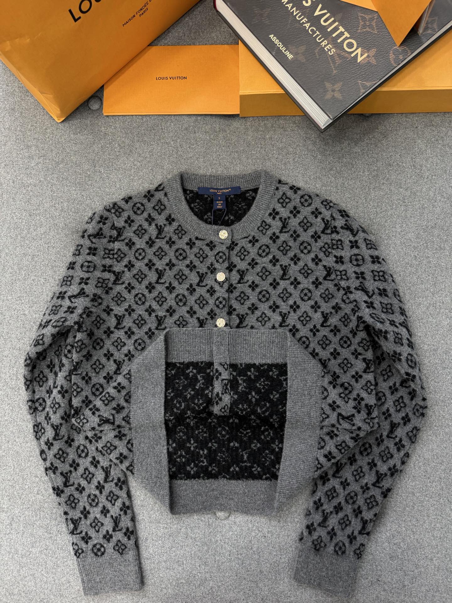 TJ셀러 / 루이비통 기모 가디건