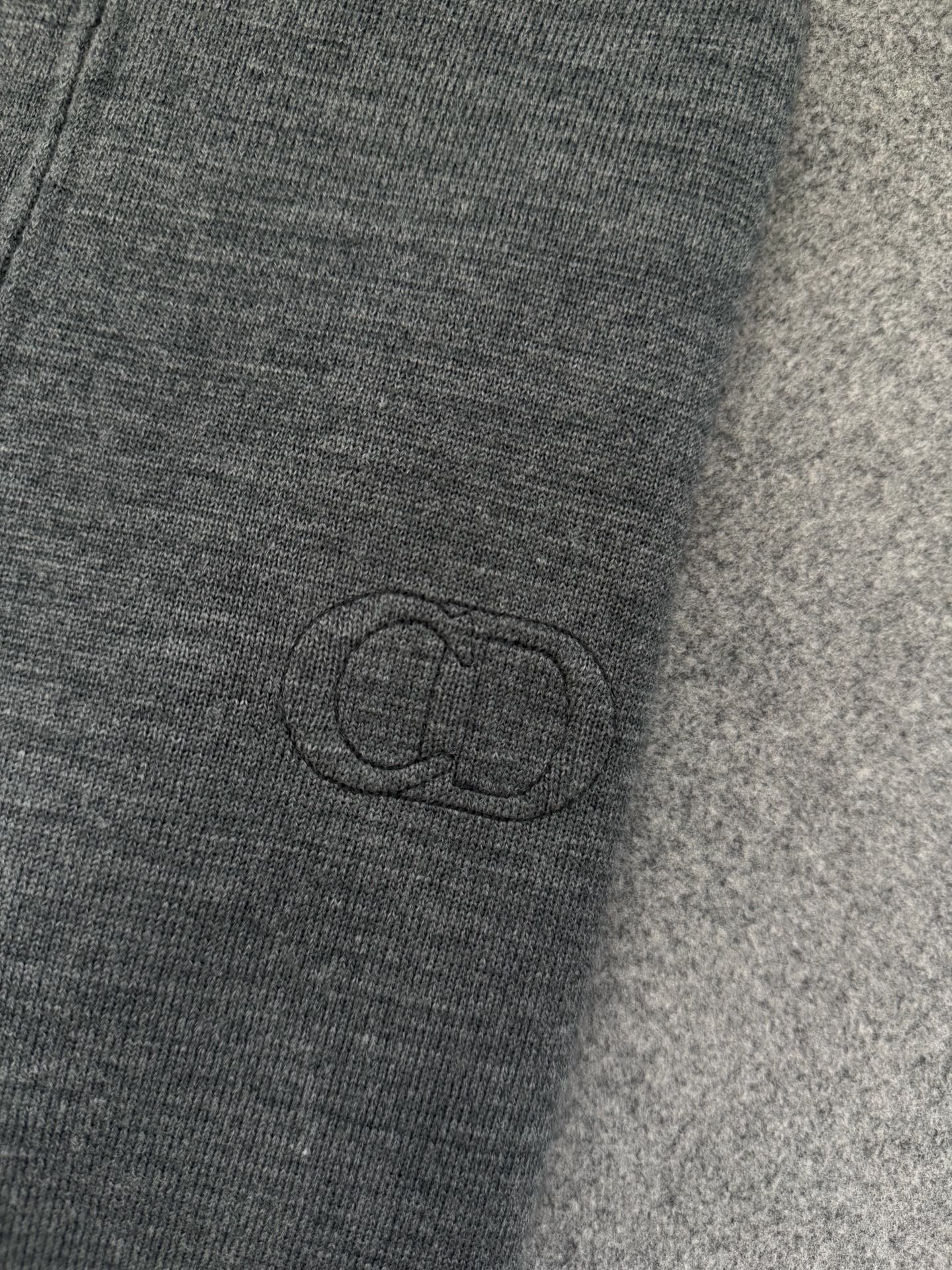 TJ셀러 / 디올 자수 니트