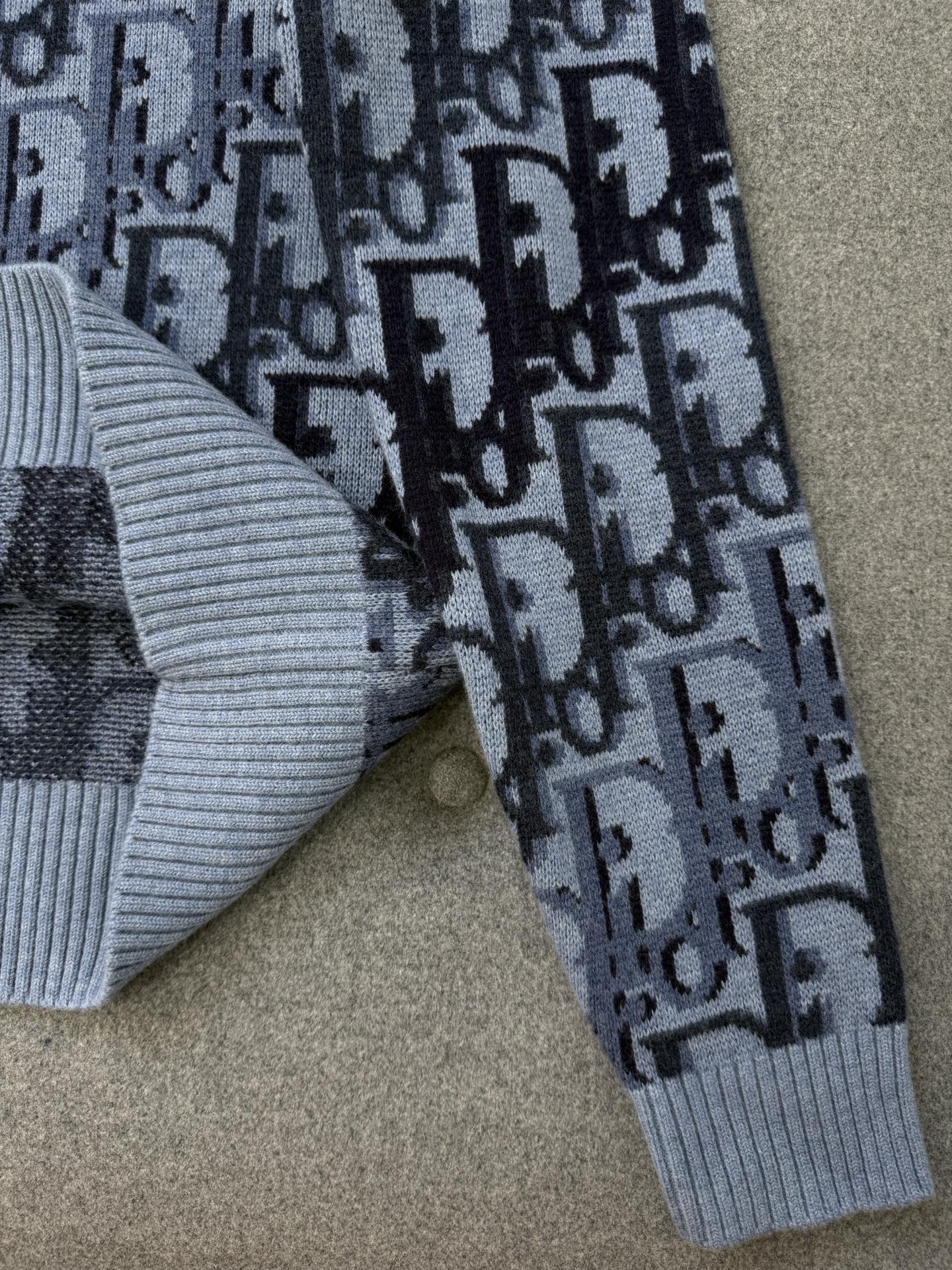 TJ셀러 / 디올 울 블라우스