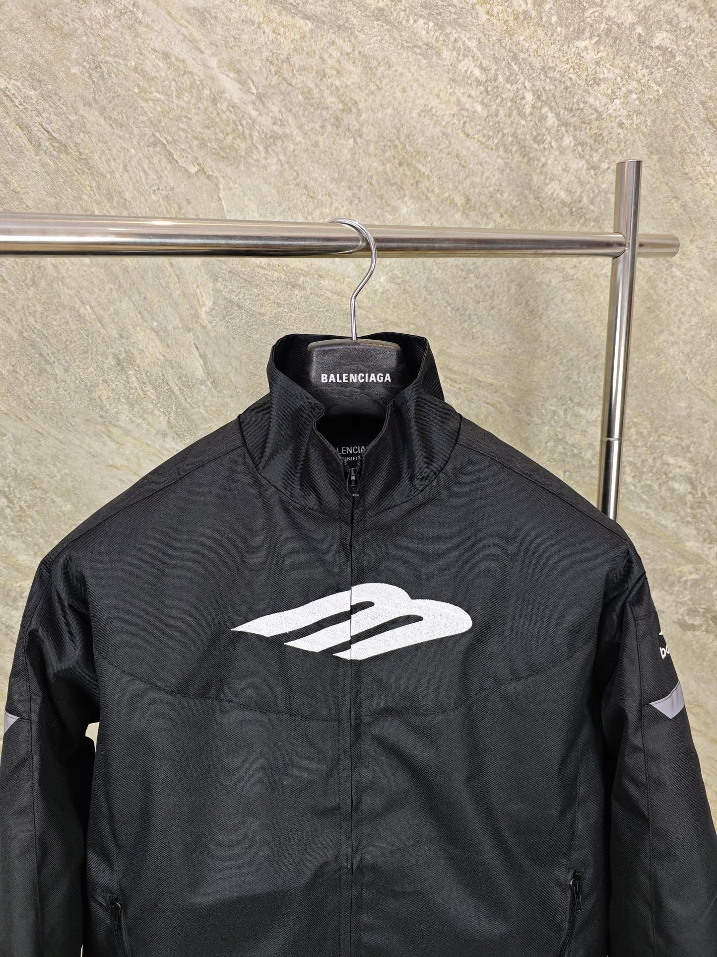 GTR / 발렌시아가 기관차복