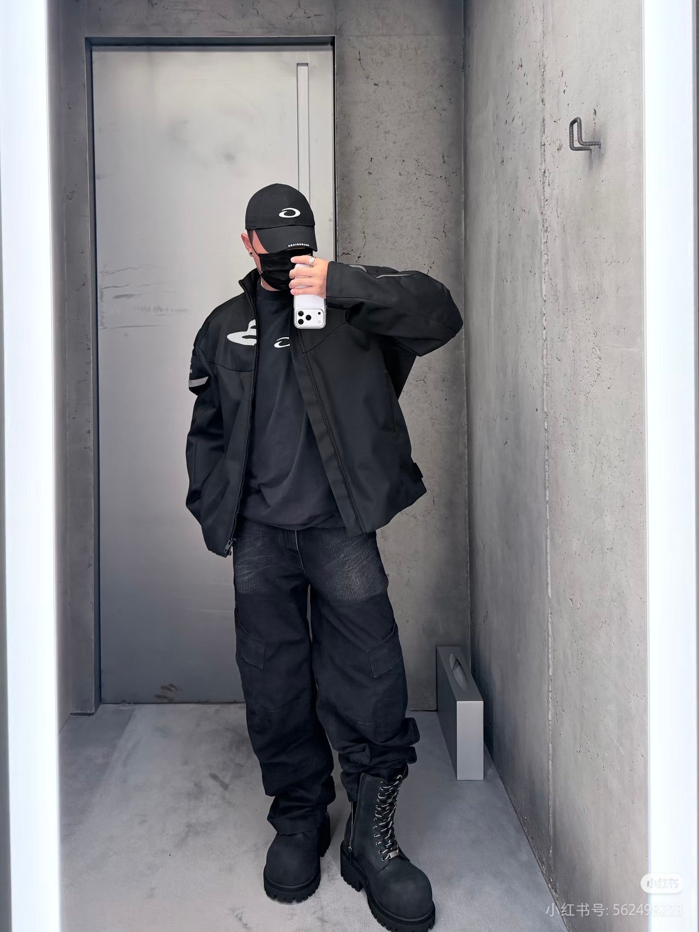 GTR / 발렌시아가 기관차복