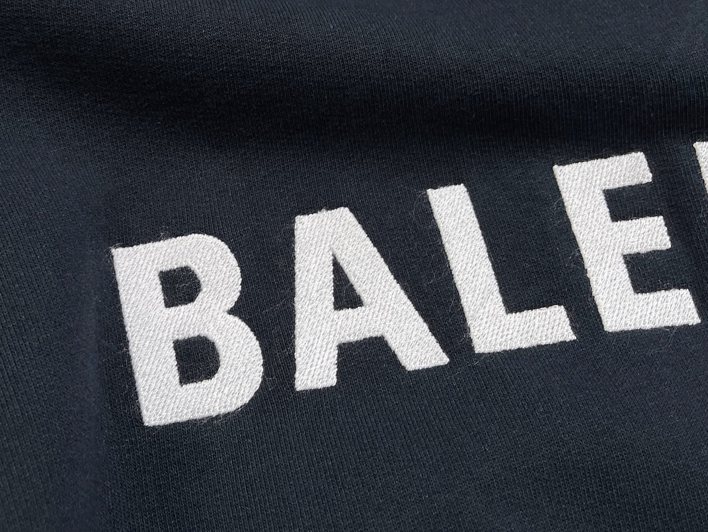 BVG / 발렌시아가 후디