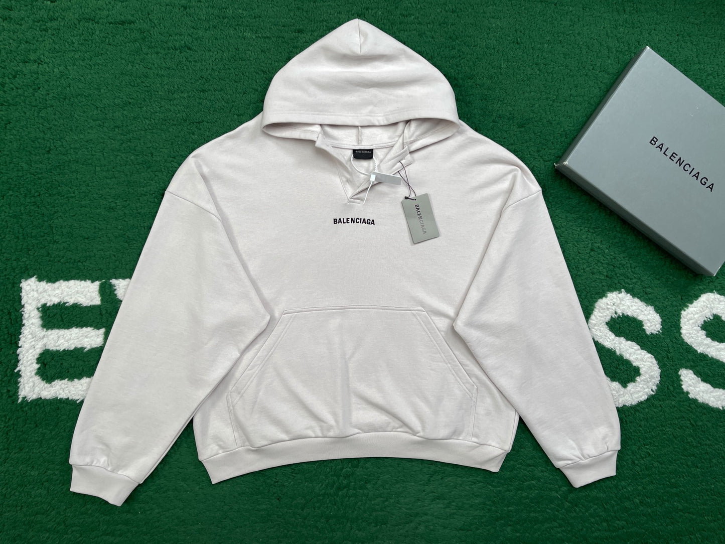 BVG / 발렌시아가 후디