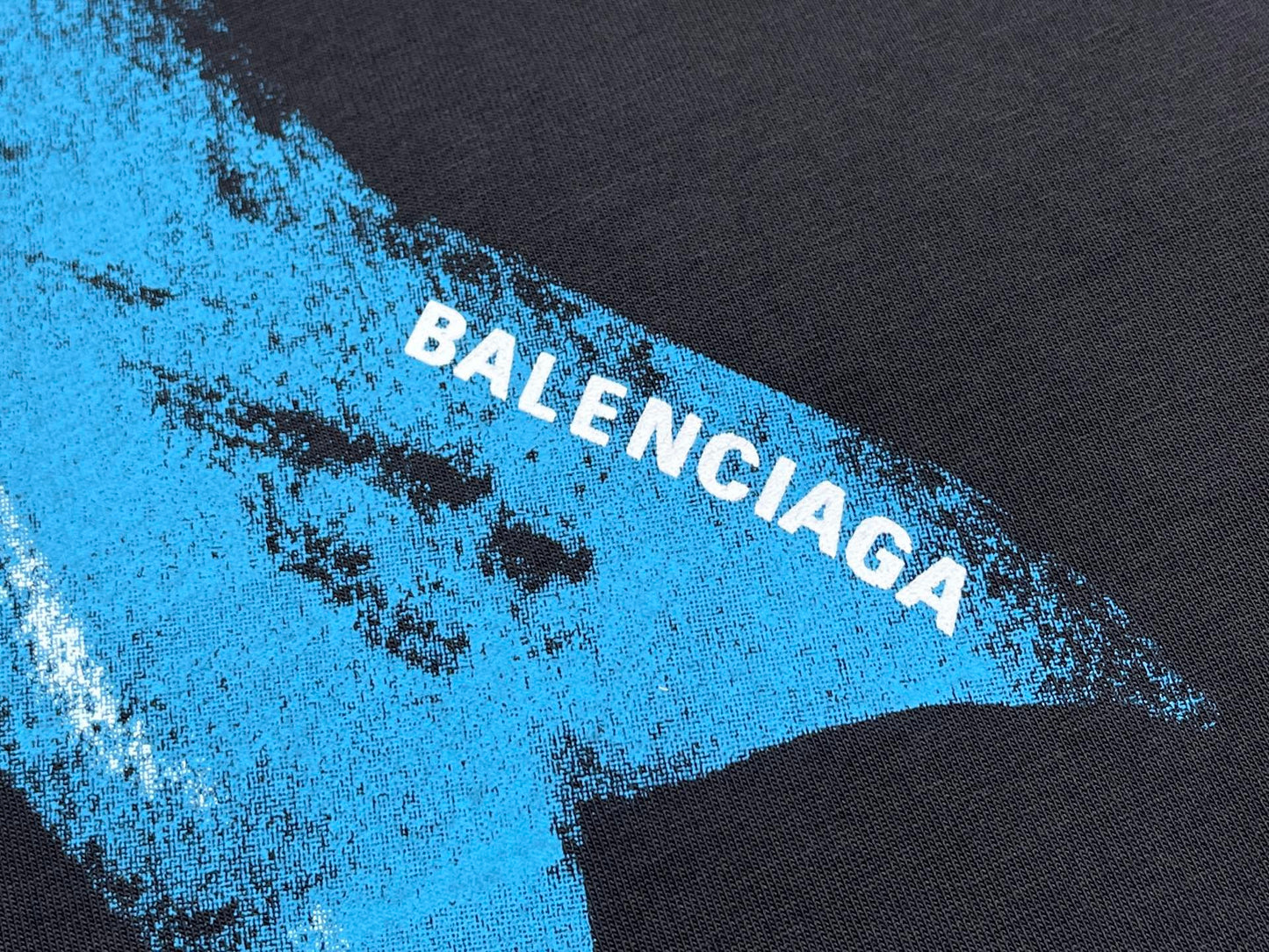 BVG / 발렌시아가 티셔츠