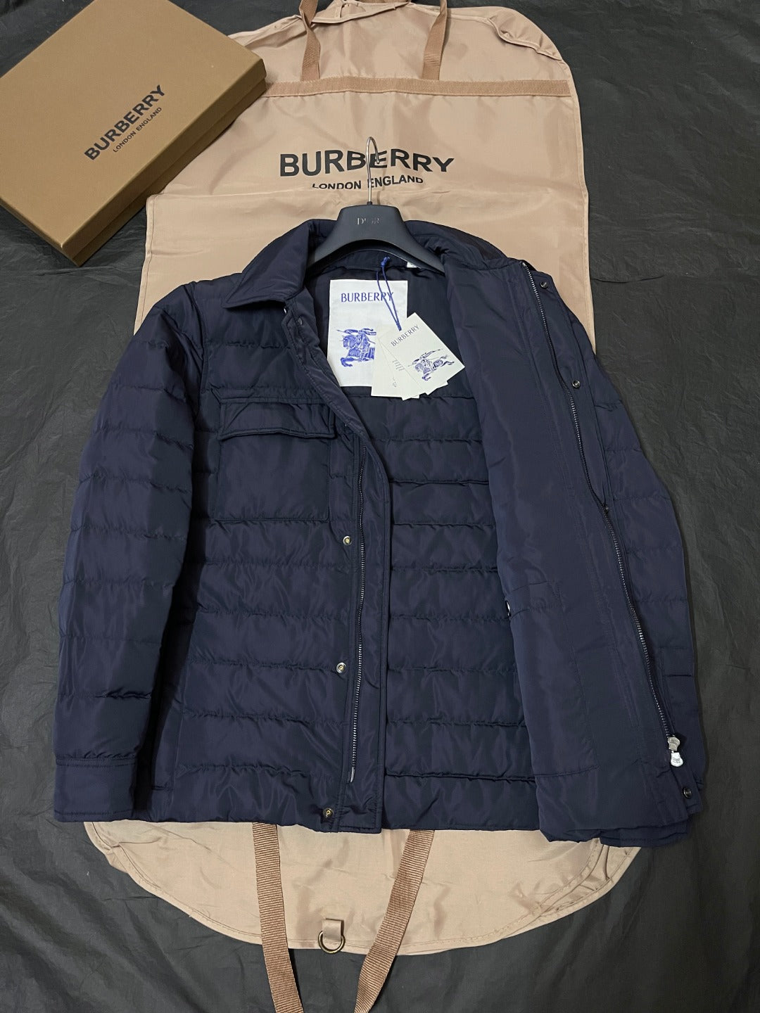 BVG / 버버리 패딩