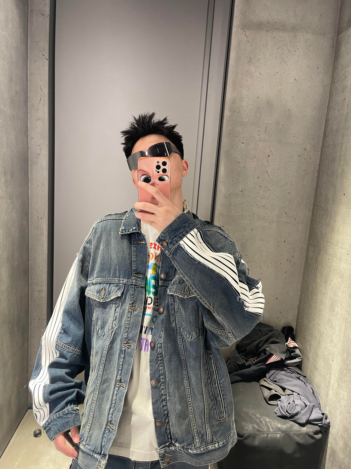 BVG / 발렌시아가 데님 코트