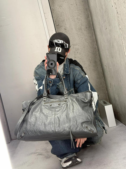 BVG / 발렌시아가 데님 코트