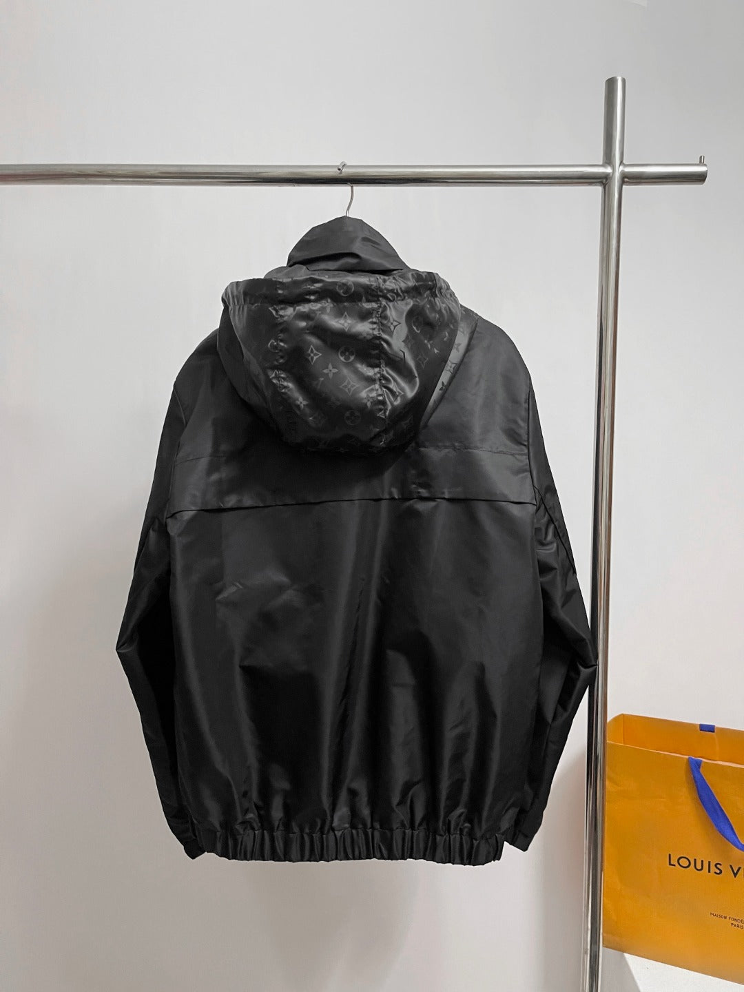 BVG / 루이비통 재킷 코트