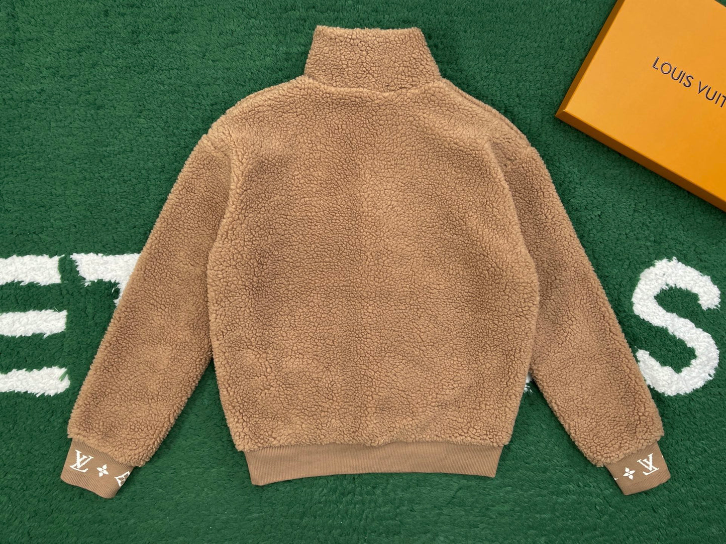 BVG / 루이비통 재킷 코트