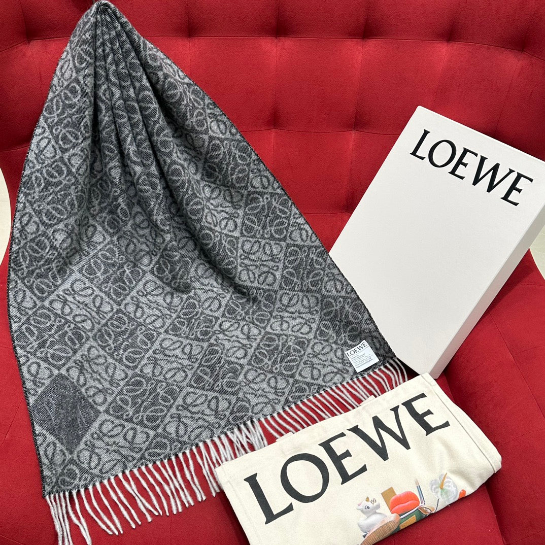 신조 / 로에베 스카프