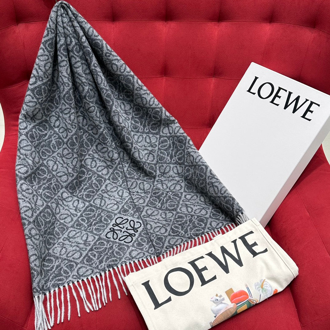 신조 / 로에베 스카프