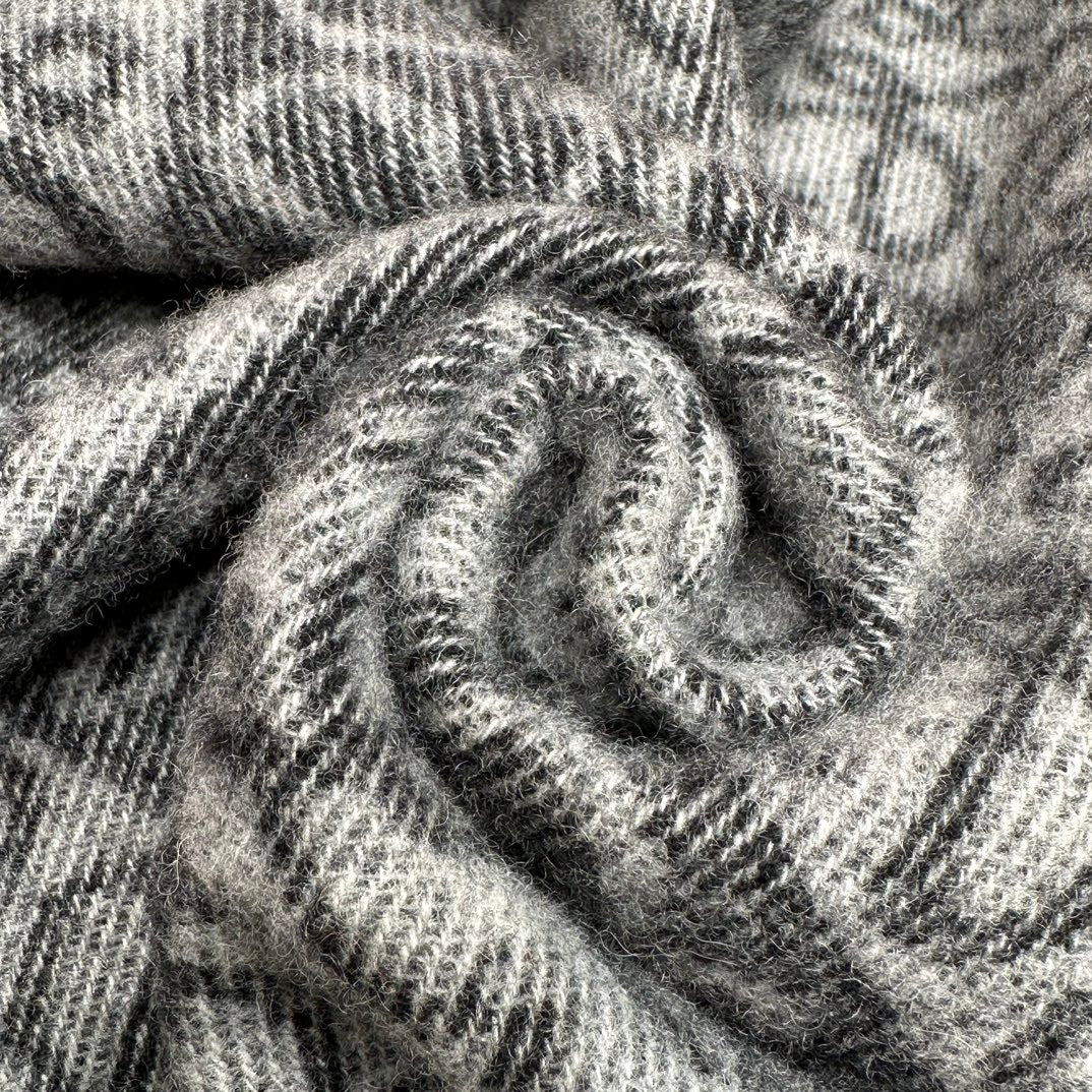 신조 / 로에베 스카프